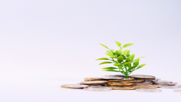 異業種からのジョブチェンジで人生が変わる？介護職の魅力と現実